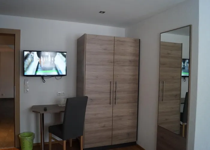 Apart Andrea شقة ايشجل