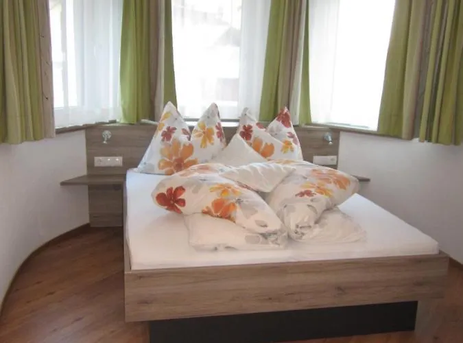 Apart Andrea شقة *